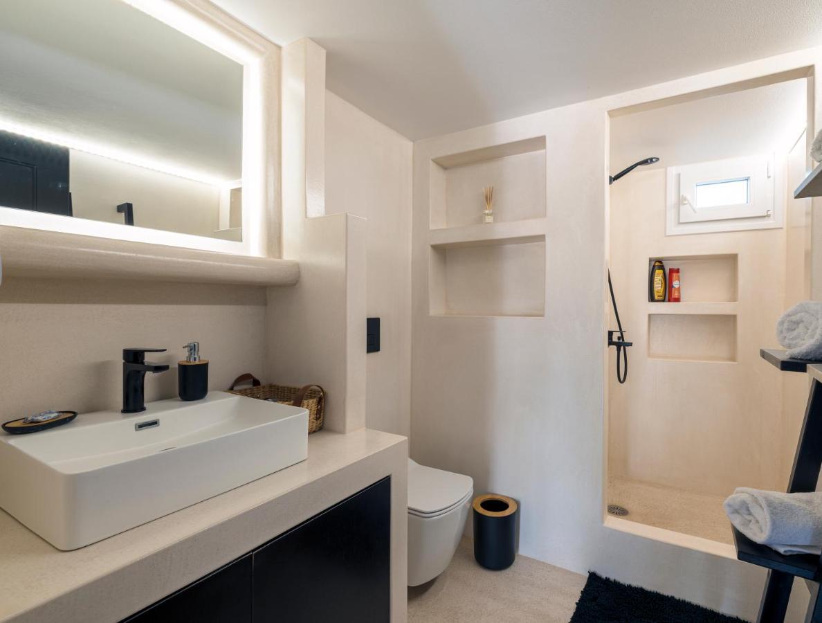 Black And White Apartment Pollonia Ngoại thất bức ảnh